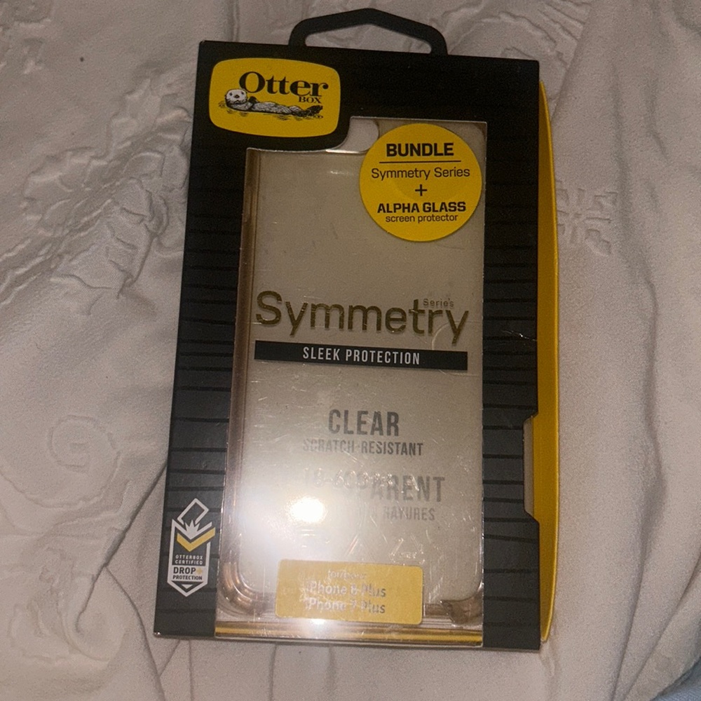 Clear outter box Iphone 8/7 PLUS case